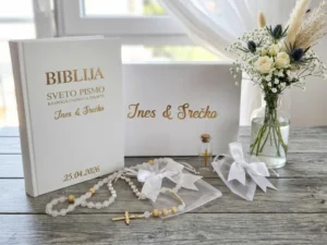 Personalizirani poklon set za mladence sa Biblijom